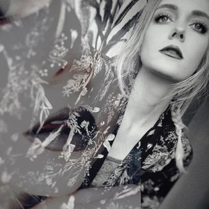 Meet your Posher, Phoebe